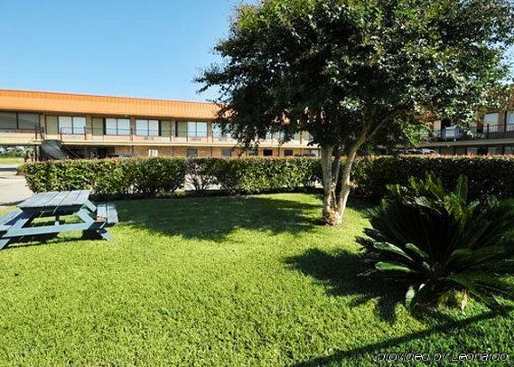 Motel 6-Winnie, Tx Экстерьер фото