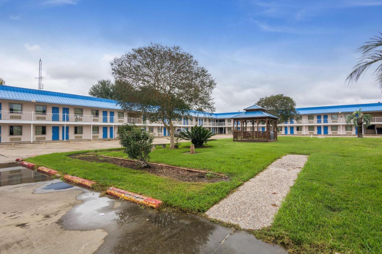 Motel 6-Winnie, Tx Экстерьер фото