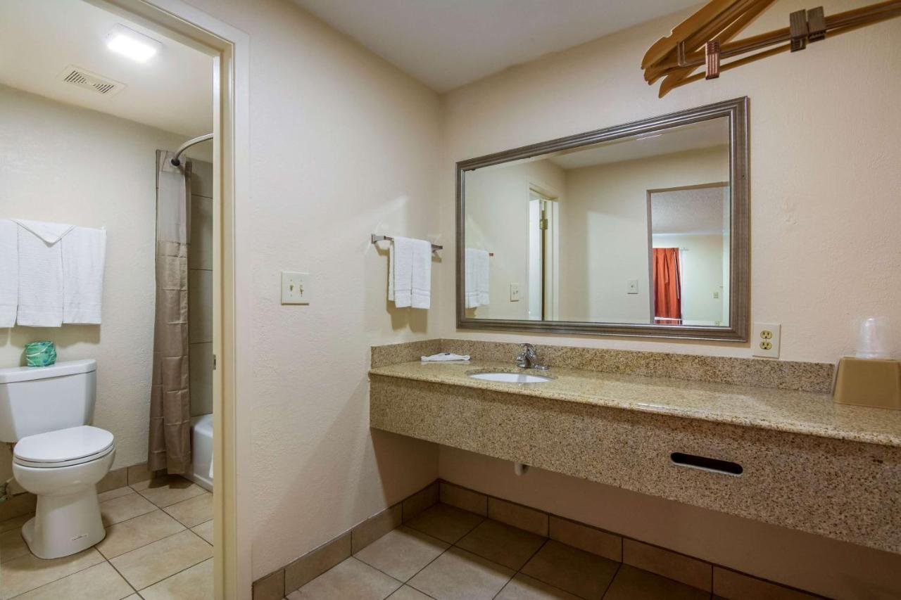Motel 6-Winnie, Tx Экстерьер фото