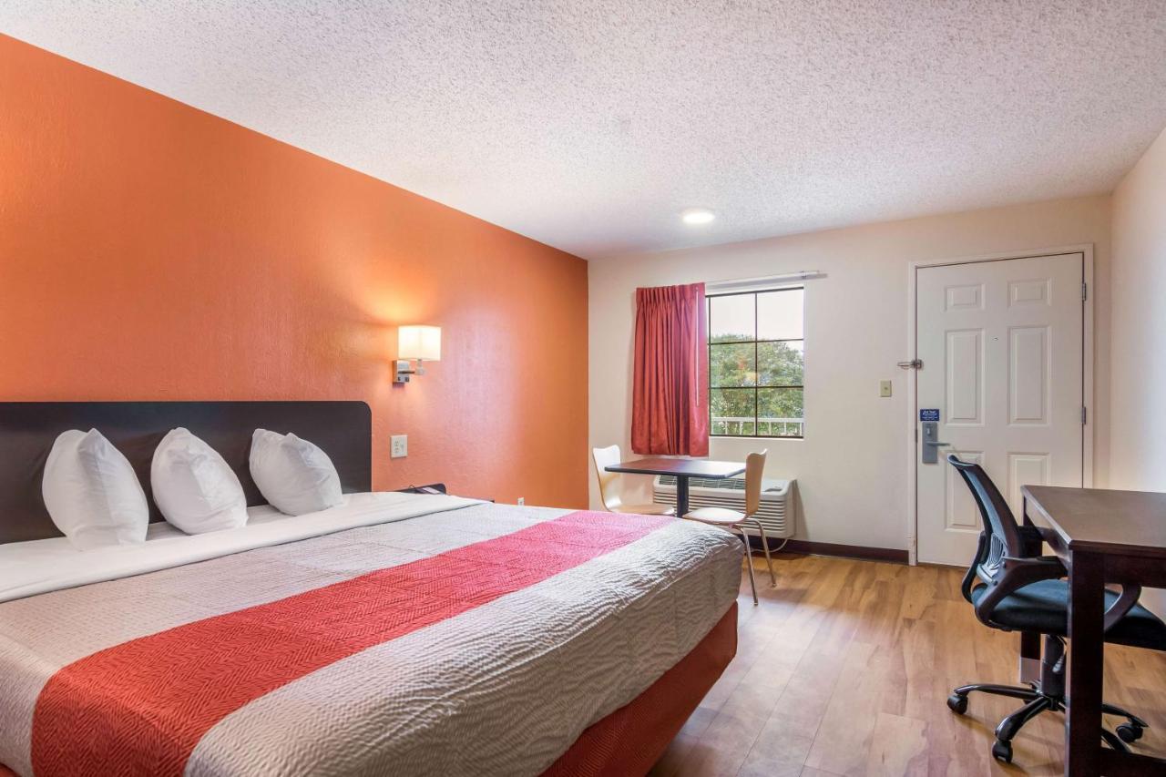 Motel 6-Winnie, Tx Экстерьер фото