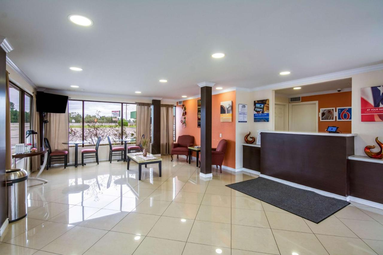 Motel 6-Winnie, Tx Экстерьер фото