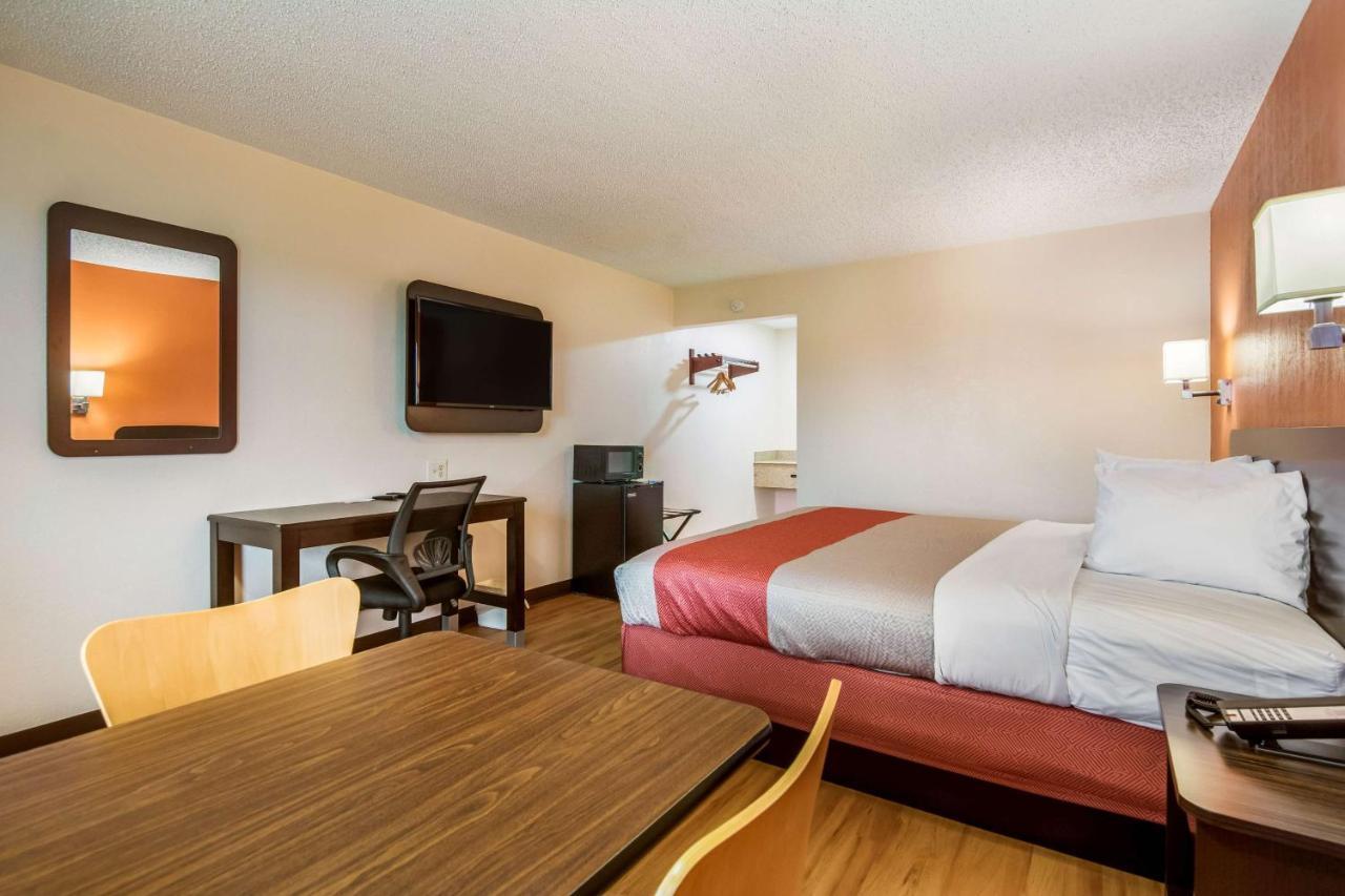 Motel 6-Winnie, Tx Экстерьер фото